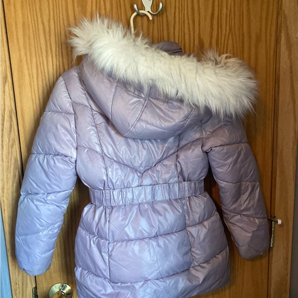 Michael Michael Kors Lilac Belted Puffer Jacket with Faux Fur Trim, Girls 10-12 - Picture 3 of 5